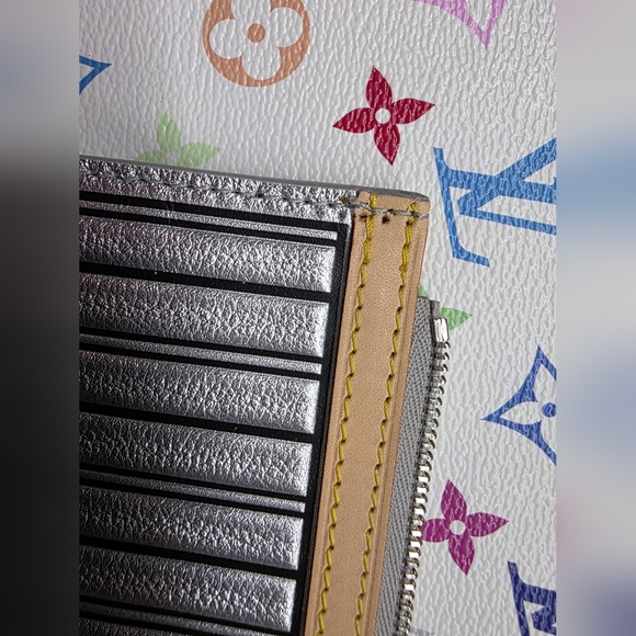 Louis Vuitton Silver Nyc Neverfull Pouch with Tan and Monogram - Picture 4 of 12